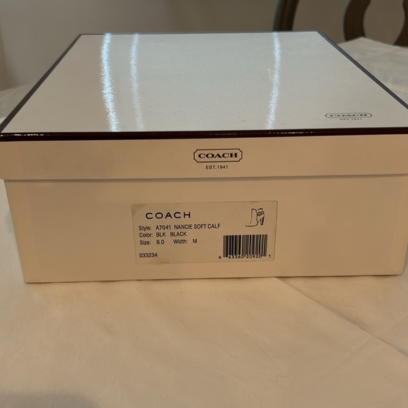 Coach, size 6, Black - Picture 4 of 4
